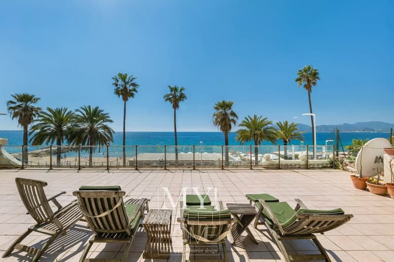 Cannes Midi | Villa storica in prima linea di mare con carattere Belle-Époque (19)