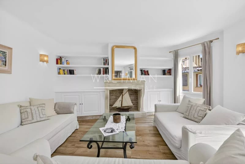 Saint-Tropez Altstadt 95 m² 3 Schlafzimmer Kamin Terrasse Südwest 5 Minuten zum Hafen (11)