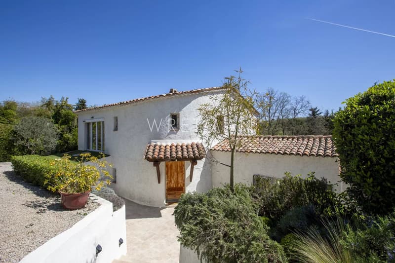 Valbonne Village Villa 155 m² Pool Garten 3.150 m² Bewachte Anlage Sofort bezugsfertig (6)