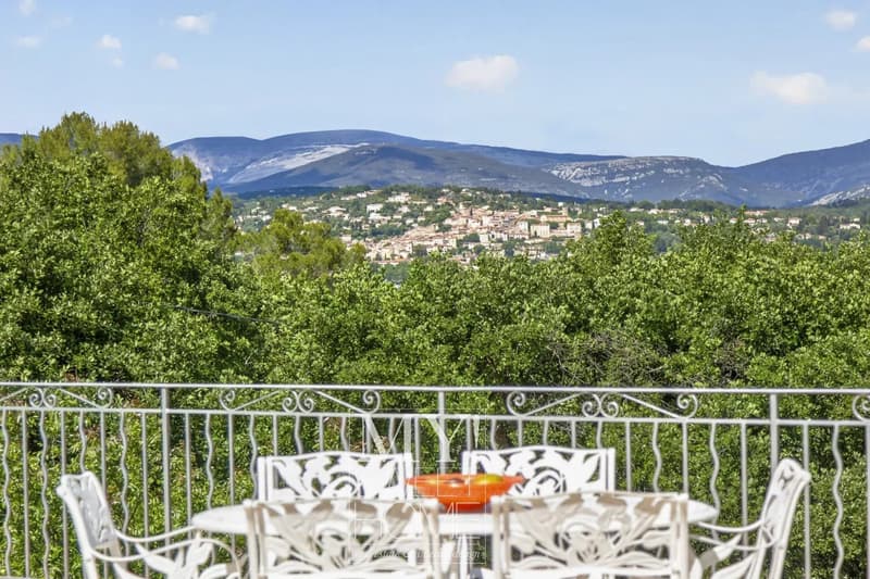 Charmante Villa mit Pool in Fayence, Frankreich (5)