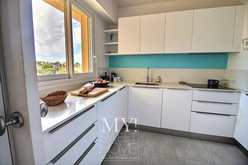 Exklusive Wohnung mit Meerblick in Salis, Antibes (11)