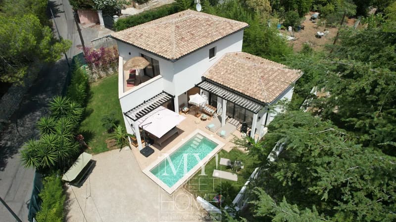 Contemporary villa - Mougins (1)