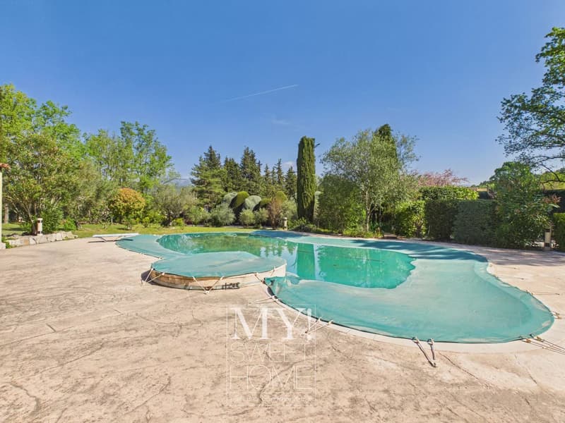 Exklusive Villa mit Pool in Callian, 200 m², 4 Schlafzimmer (3)