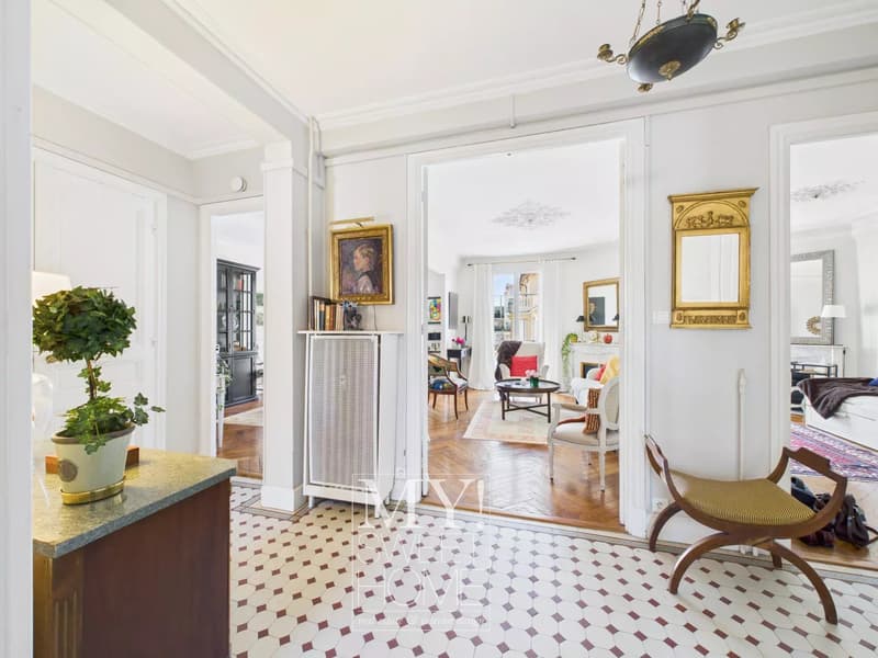 Spacious 4-room top-floor apartment - Nice Les Musiciens (6)