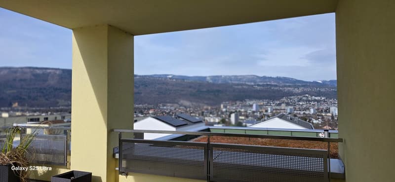 Maison mitoyenne moderne de 6.5 pièces à Port (24)