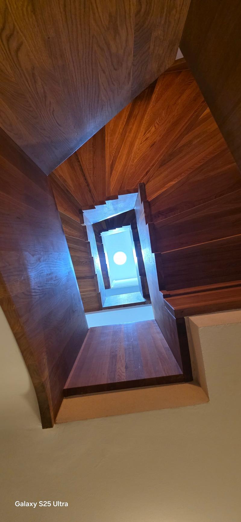 Maison mitoyenne moderne de 6.5 pièces à Port (7)