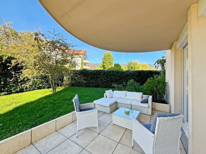Appartement terrasse de 3.5 pièces à Divonne-les-Bains – 91m2 - terrasse, jardin, cave, garage (3)