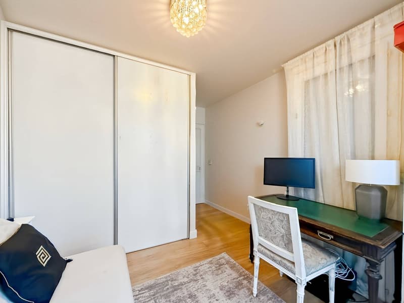 Appartement terrasse de 3.5 pièces à Divonne-les-Bains – 91m2 - terrasse, jardin, cave, garage (10)