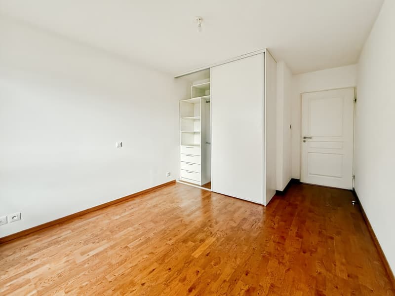 Charmant appartement de 2 pièces avec balcon et piscine à Prévessin-Moëns (8)