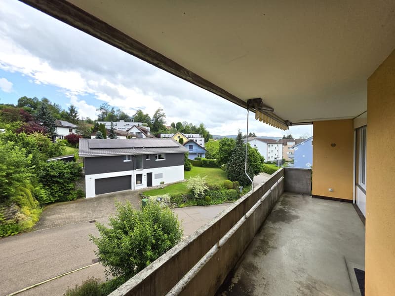 Schöne 4.5-Zimmer-Dachwohnung in Gossau - ruhig gelegen und doch zentral (10)