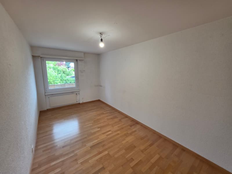 Schöne 4.5-Zimmer-Dachwohnung in Gossau - ruhig gelegen und doch zentral (13)