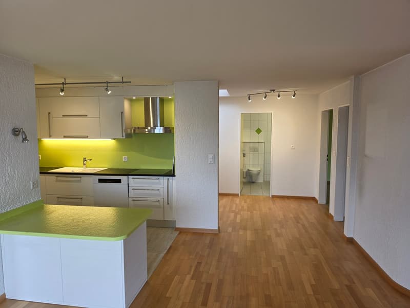 Schöne 4.5-Zimmer-Dachwohnung in Gossau - ruhig gelegen und doch zentral (4)