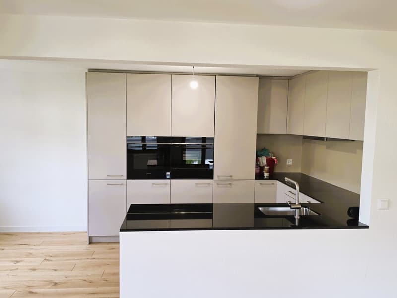 Frisch renovierte 5.5-Zimmer-Maisonettewohnung in Kirchberg - Bankengeprüft (3)