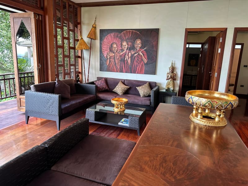Traumhafte Villa an Top-Lage in Pattaya, Thailand (15)