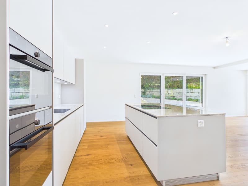Exklusive Gartenwohnung mit über 100m² Garten inkl. 2 TG-Parkplätze und maximaler Ruhe (7)