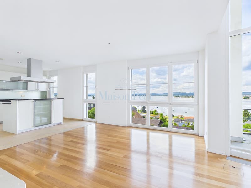 seltene Maisonette Wohnung mit einzigartiger Seesicht und 2 Terrassen (8)