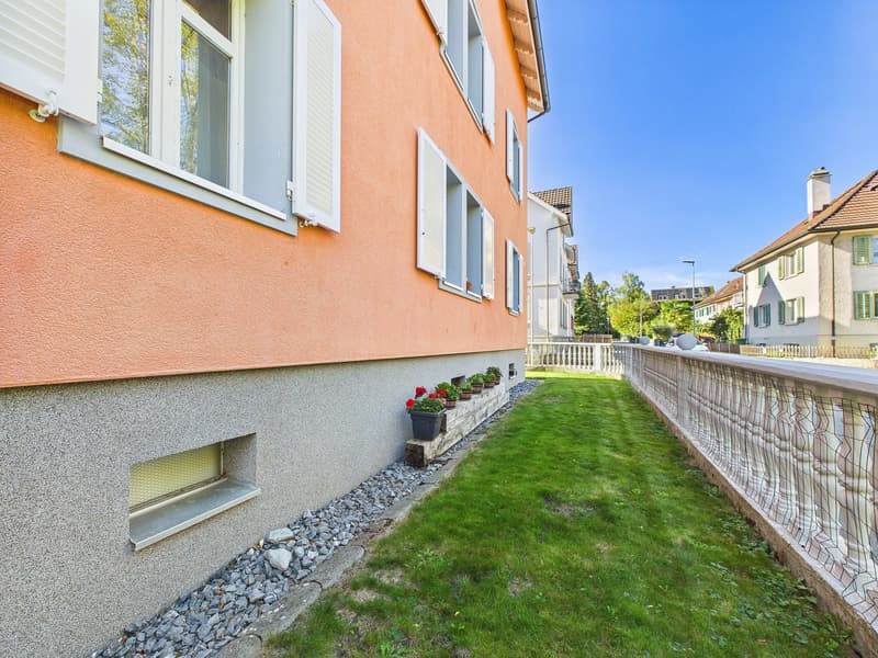 Familienleben auf drei Etagen in Seenähe - mit Einliegerwohnung und grossem Garten! (10)