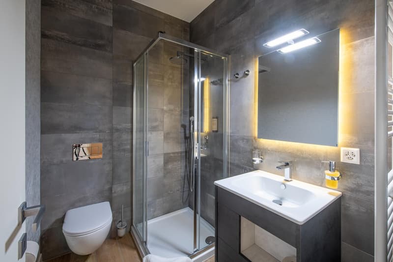 Flexible Rental from 1 Month — Furnished 3.5-Room Apartment with 2 Bathrooms and Balcony in Lugano (12)