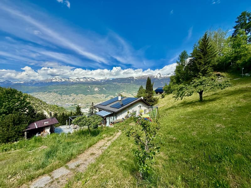 Maison individuelle avec grand terrain à bâtir dans le Val d'Anniviers (1)