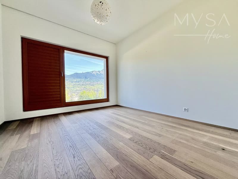 Villa moderne avec vue panoramique sur la vallée du Rhône (3)