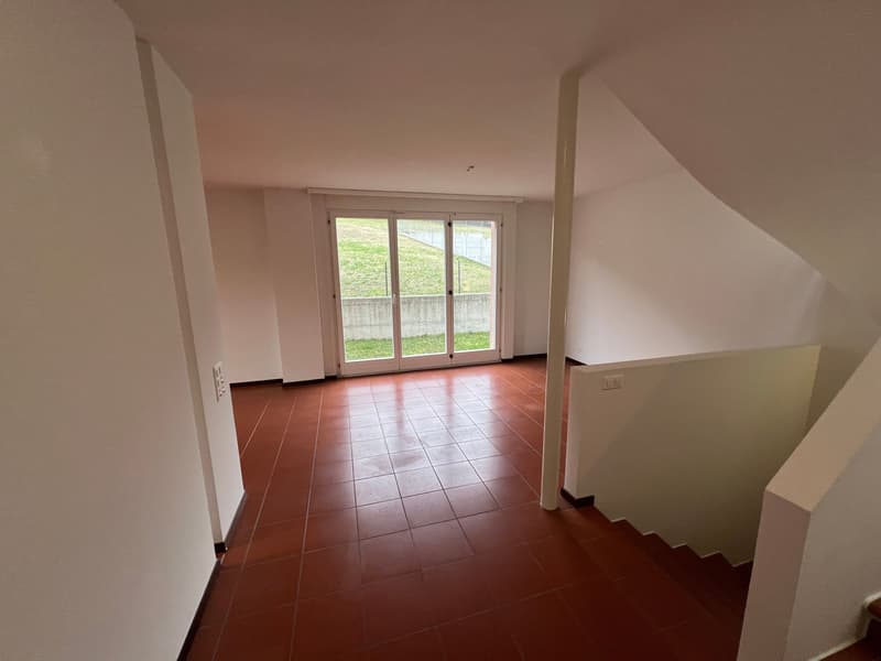 Casa unifamiliare 3 locali con giardino e box a Bedano (11)
