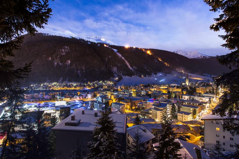 Iconic hotel investment with wellness, prime Davos location (1)