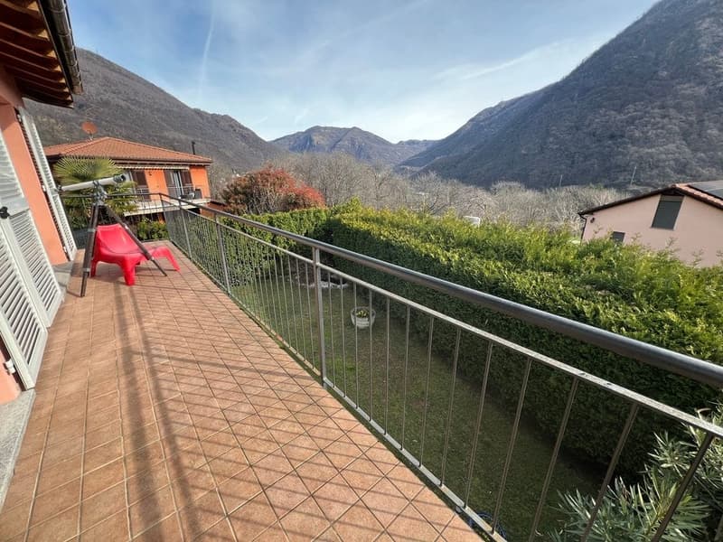 Casa 5.5 locali del 2008 con giardino e terrazza a Sigirino (11)