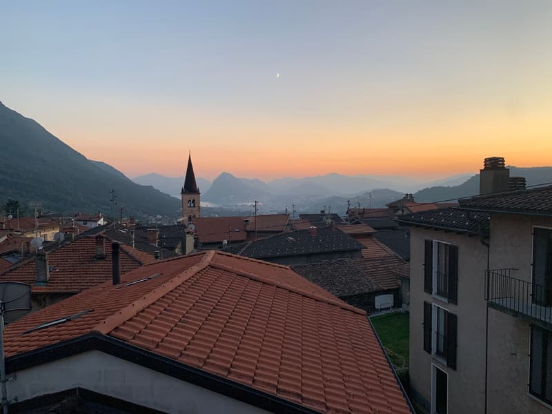 Casa plurifamiliare 2 unità con vista monti a Sonvico (1)