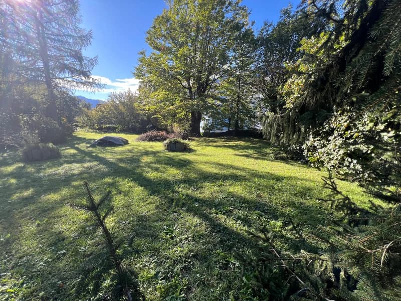 Terreno edificabile di 600 m² in zona residenziale a Claro (1)