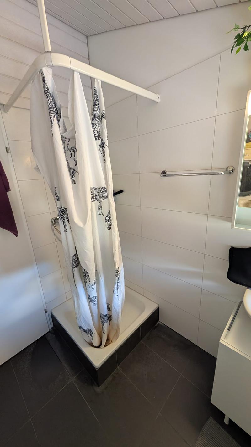 WG-Zimmer in Ricketwil Winterthur (10)