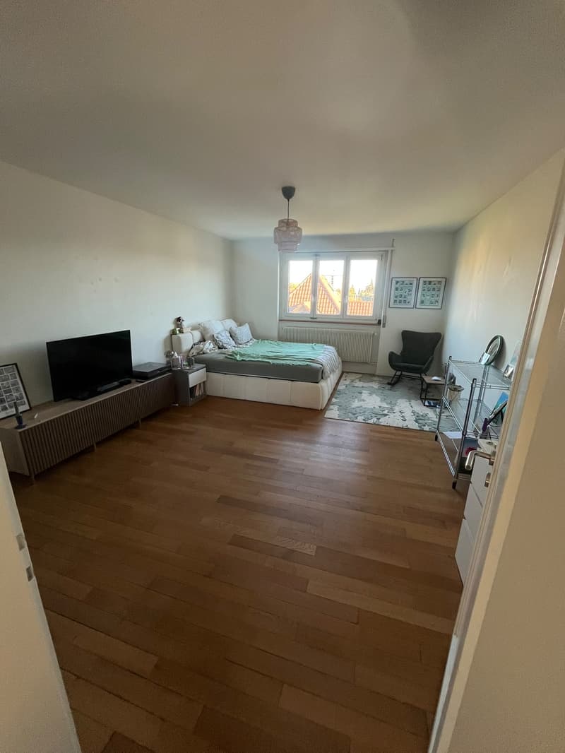 Room in shared flat in Schliern b. Köniz (1)