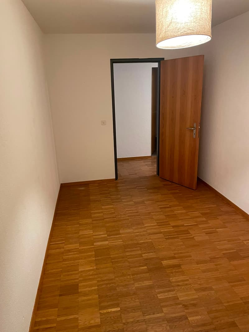 WG-Zimmer in Büren SO (2)