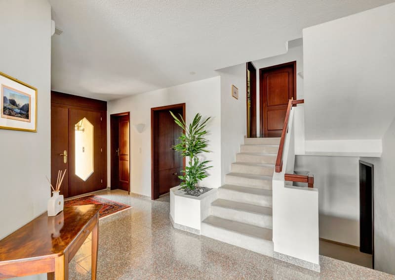 Exklusive Aussichtsvilla mit Pool (4)
