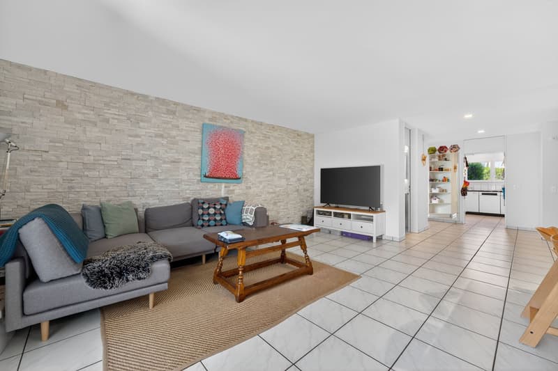 Wohnen wie im eigenen Haus 5.5-Zimmer mit Garten und grosszügigem Grundriss (8)