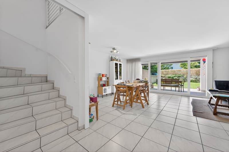 Wohnen wie im eigenen Haus 5.5-Zimmer mit Garten und grosszügigem Grundriss (13)