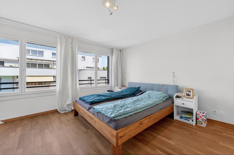 Wohnen wie im Einfamilienhaus - exklusive 5.5-Zimmer-Garten-Maisonette mit sonnigem Privatgarten (9)