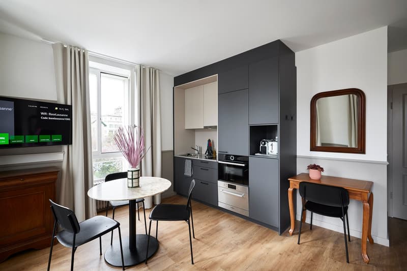 Charmant appartement de 2.5 pièces avec balcon à Lausanne (2)