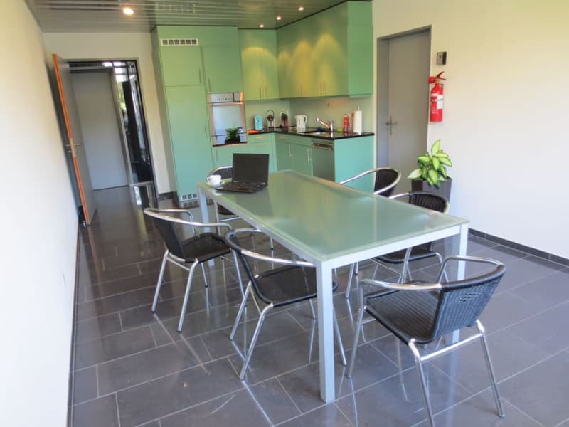 Ihre Wohlfühl-Oase:  Büro, Sitzungszimmer & Küche (7)