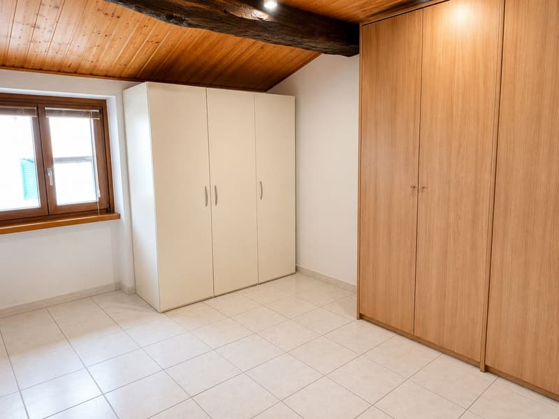 Comoda casa bifamiliare, due appartamenti di 4.5 locali (9)