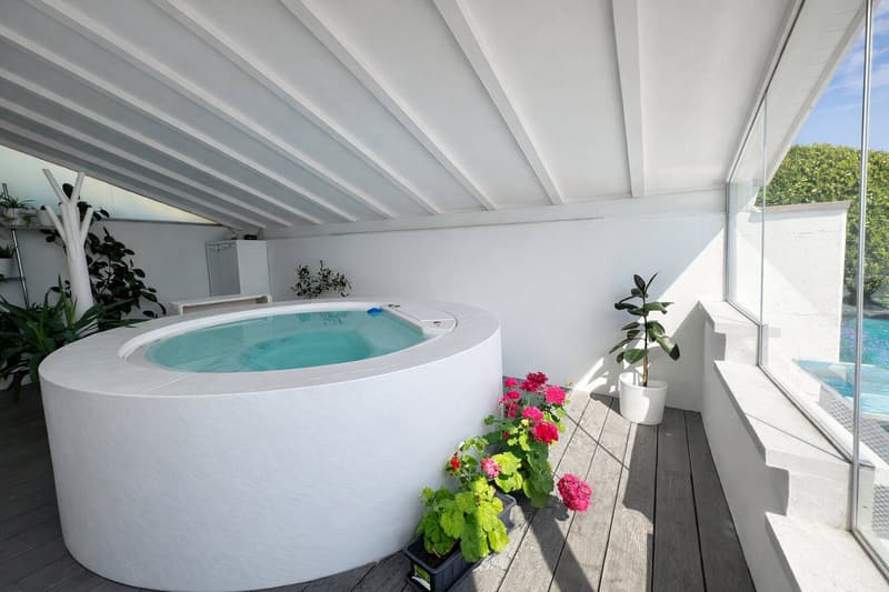 Splendida villa a Carona con vista, giardino e terrazza (22)