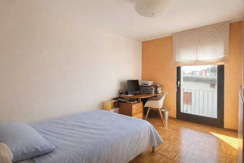 Casa unifamiliare nel verde, con vista e soleggiata (16)