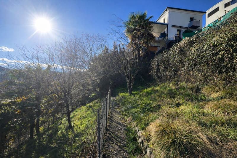 Casa unifamiliare nel verde, con vista e soleggiata (29)