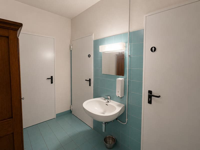 Ufficio su due livelli con open space e uffici privati (8)