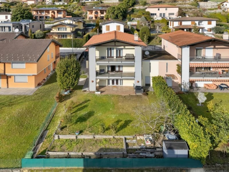 Casa gemella uni-bifamiliare con giardino e vista (30)