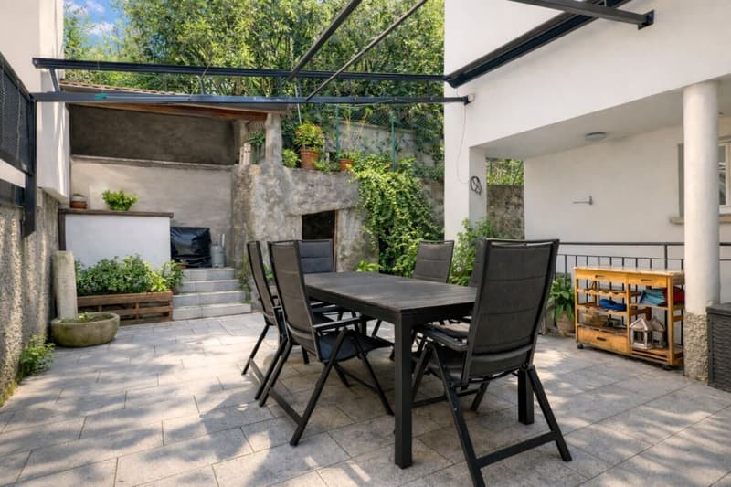 Graziosa casa unifamiliare nel centro storico, ristrutturata (2)