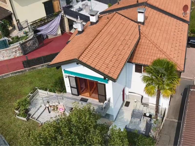 Graziosa casa unifamiliare in zona tranquilla (20)