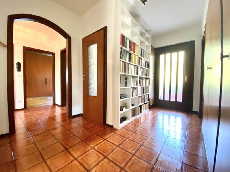 Casa indipendente con giardino e garage (10)