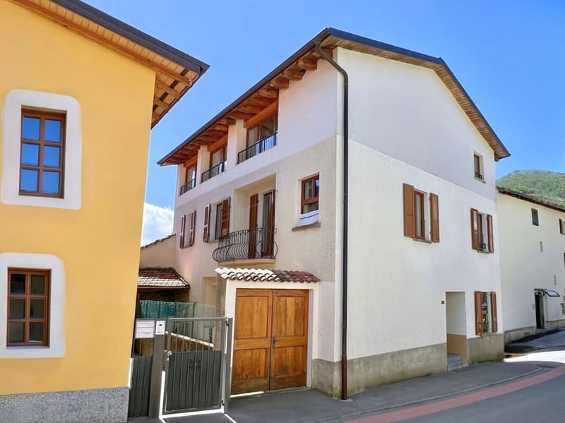 Splendida casa bifamiliare di nucleo (1)
