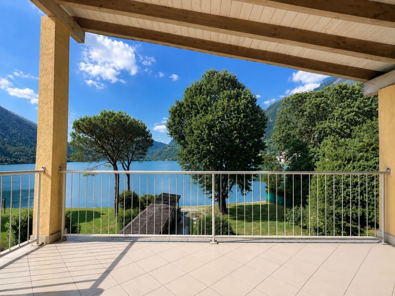 Affascinante attico vista lago di 5.5 locali (2)