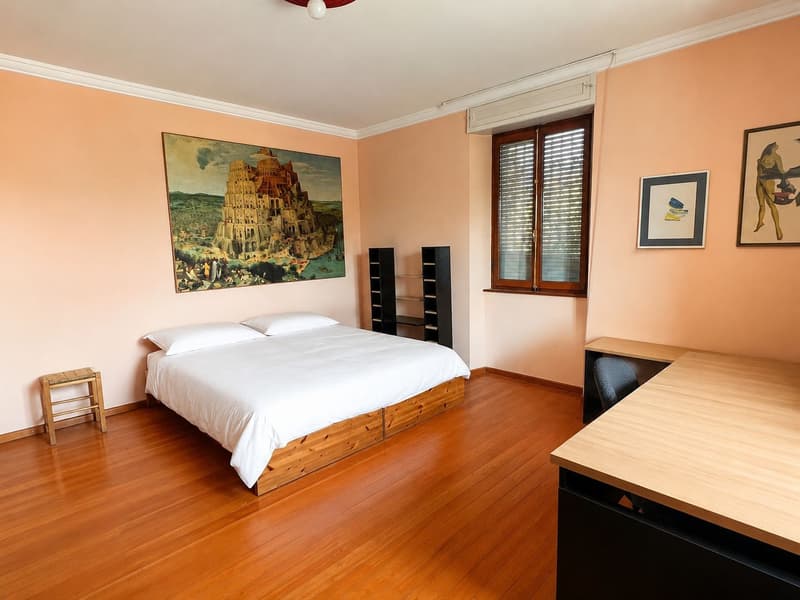Prestigiosa villa d'epoca in tranquilla e soleggiata zona residenziale (18)